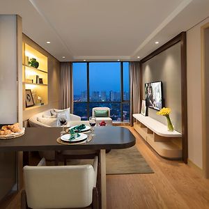 One-Bedroom Executive Suite